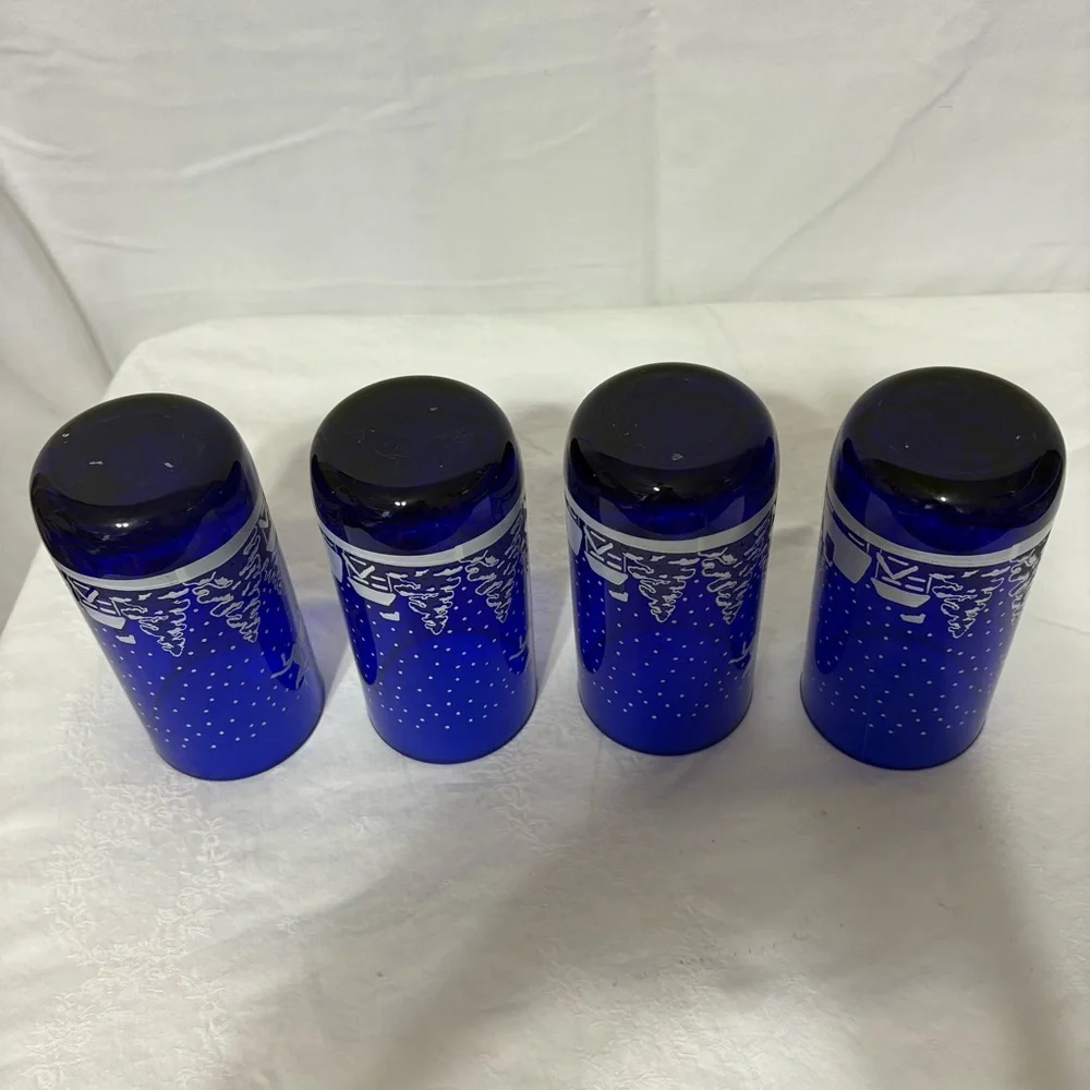 Set of 4 Blue Santa Claus Glasses - Picture 5 of 7